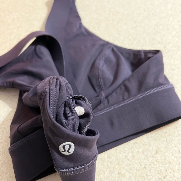 Lululemon bra - Picture 5 of 6